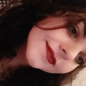 Meet your Posher, Nikki